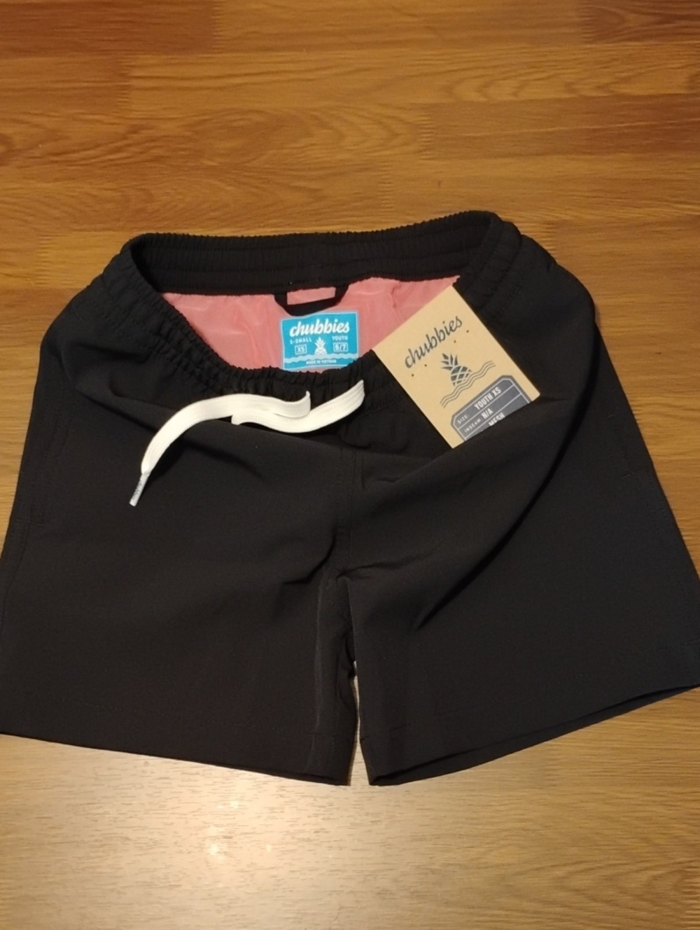 chubbies Black Swim Shorts with Pink Liner and White Drawstring Size Xs 6/7